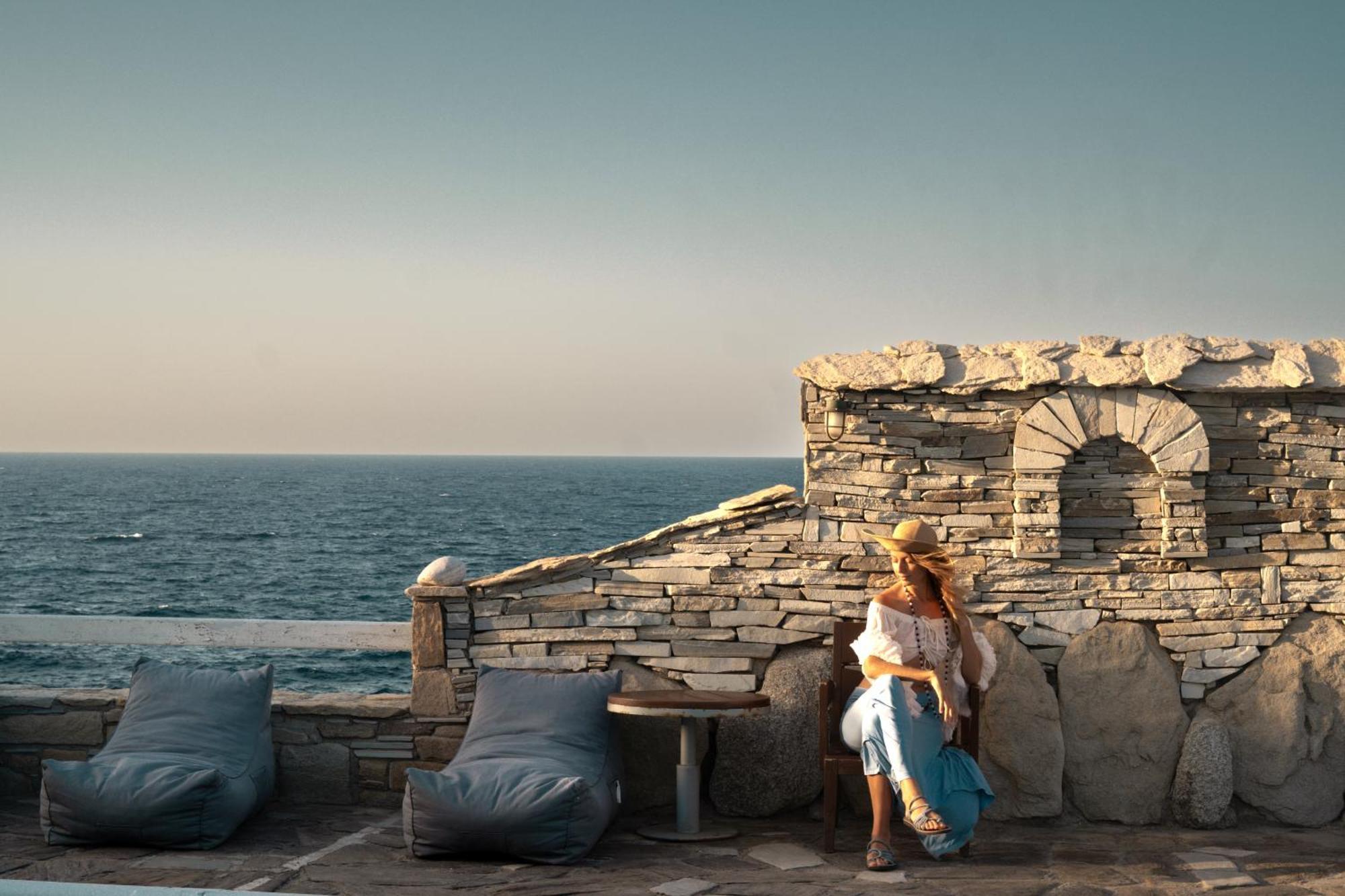 Cavos Bay Hotel & Studios อาร์เมนิสทิส ภายนอก รูปภาพ