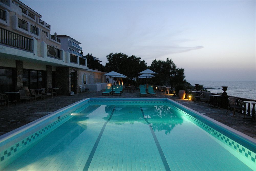 Cavos Bay Hotel & Studios อาร์เมนิสทิส ภายนอก รูปภาพ